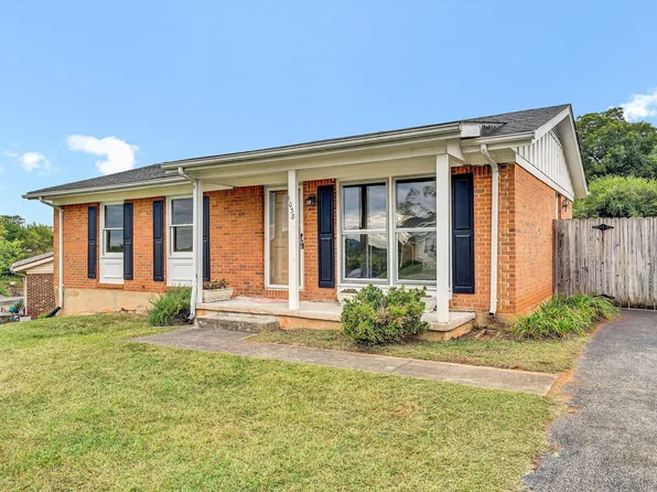 1038 Lauderdale Ave, Vinton, VA 24179