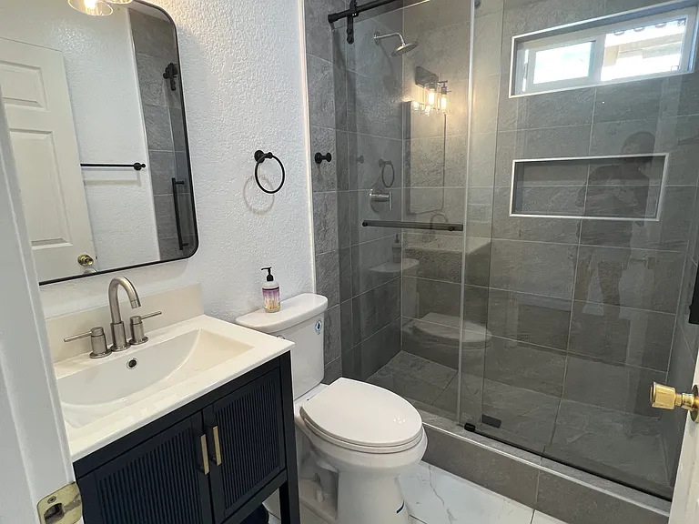 22170 Naples Dr — Photo 7