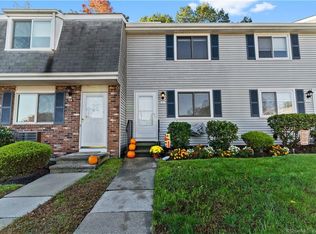 71 Heritage Woods #71, Wallingford, CT 06492