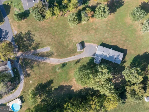 1116 S Hanover St, Pottstown, PA 19465