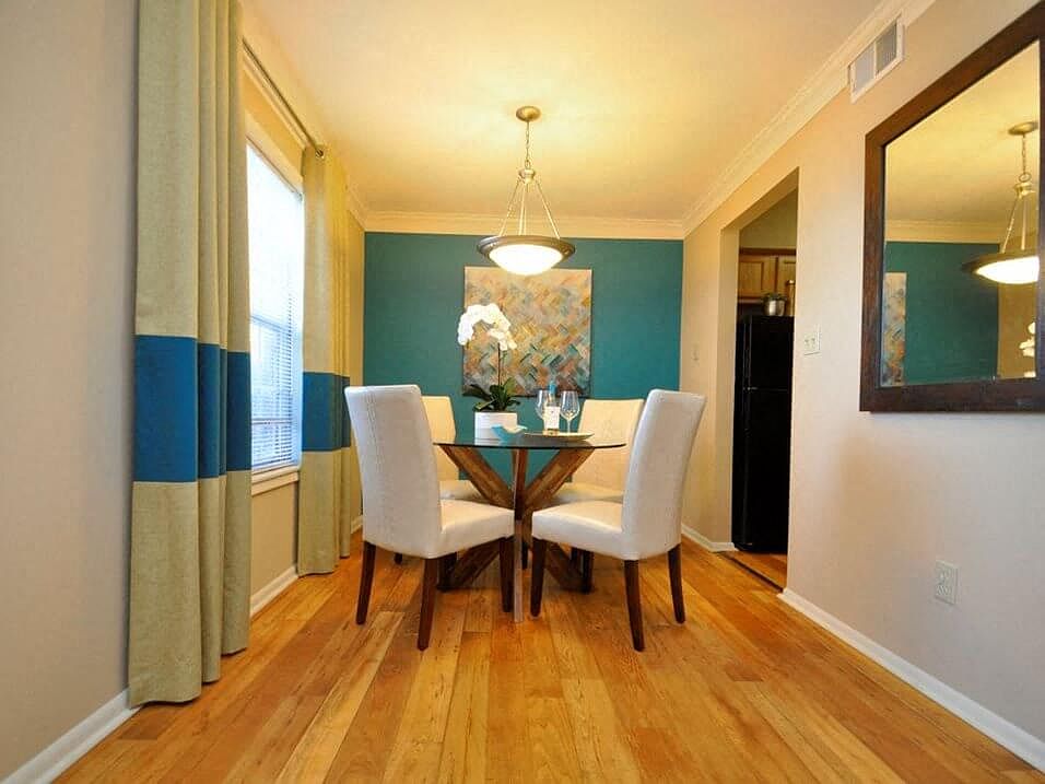 Enjoy A Meal Together in Your Beautiful Dining Room
