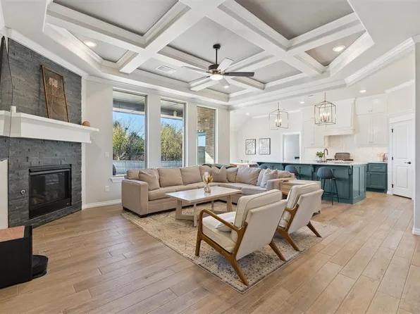 13831 Limestone Ln, Edmond, OK 73025