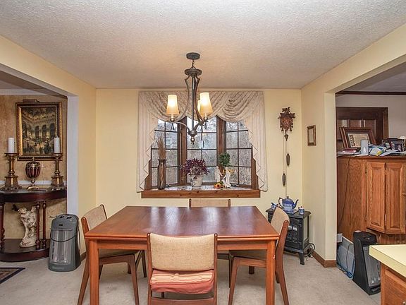 5th image of 29 Janebar Cir