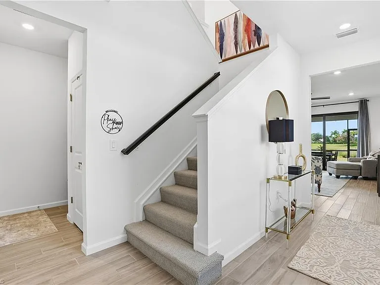 1657 Serena Ave — Photo 16