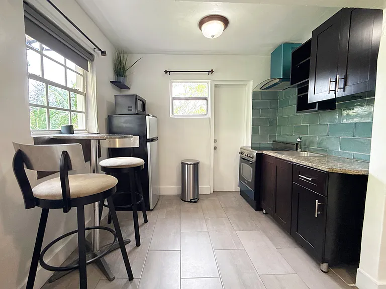 19 NW 51st St #1 — Photo 4