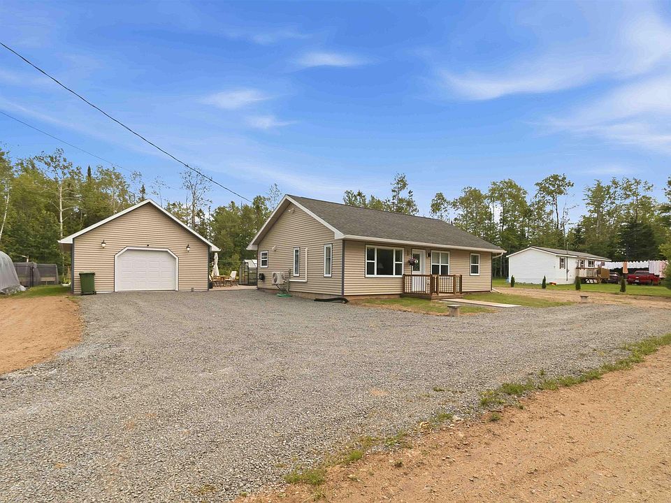 1st image of 19 Robyn Dr