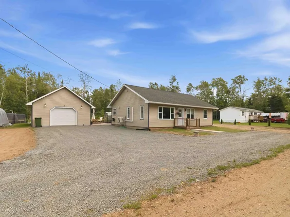 19 Robyn Dr, East Hants, NS B2S 2T2