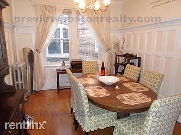 2nd image of 1822 Beacon St #6MC
