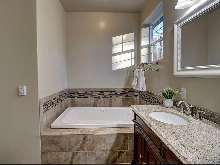 116 Cougar Trl — Photo 17