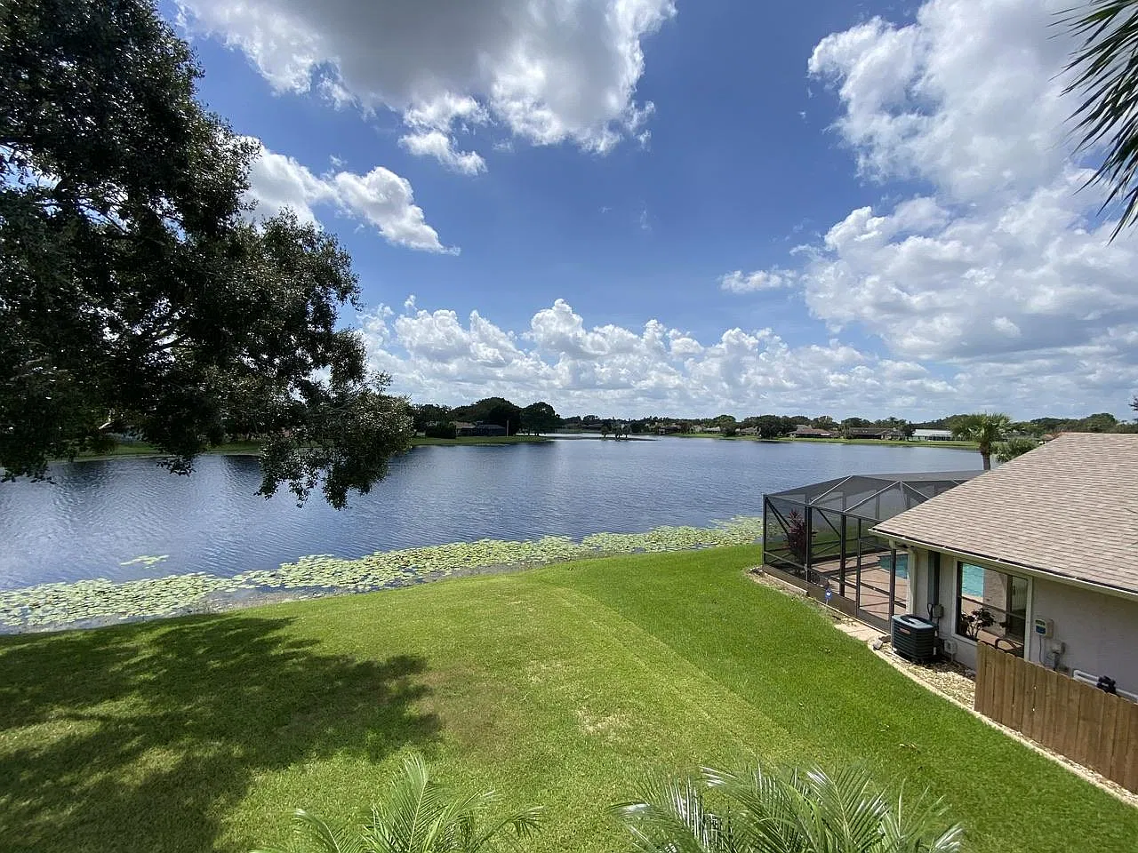3 bed, 2.5 bath, 2250 sqft, $3,195 — Photo 3