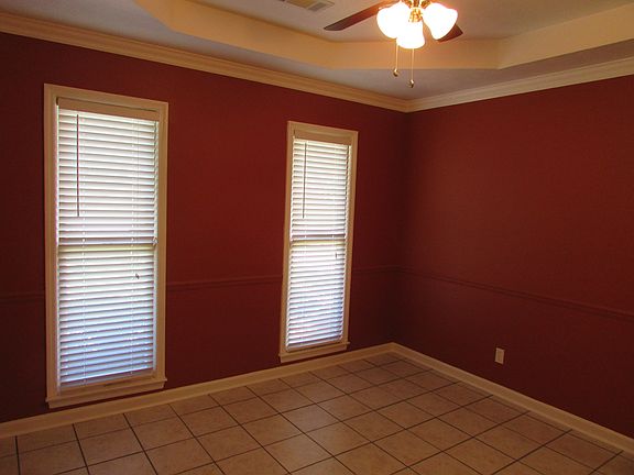 another view dining/sitting