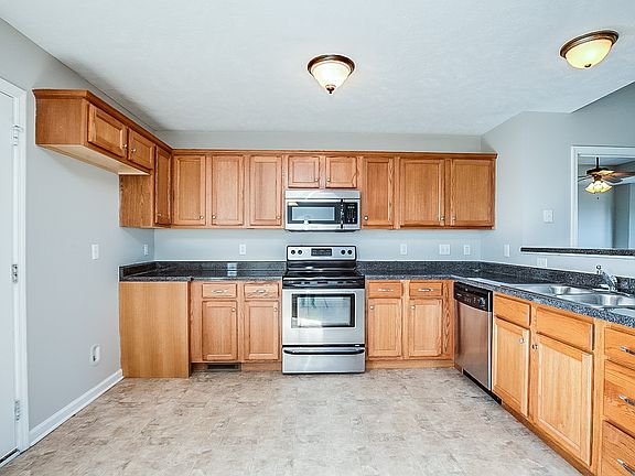 2nd image of 1306 Aretha Dr