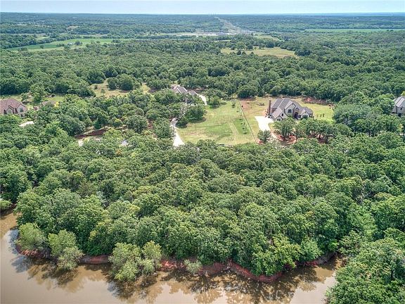 4th image of 11537 Winding Lake Dr #11