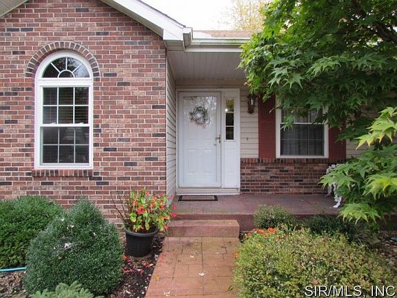 2nd image of 1812 Muny Vista Ct