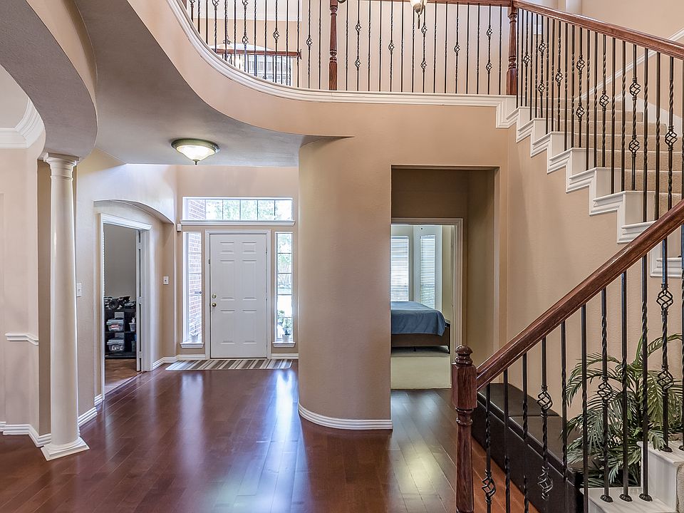 1st image of 4114 Republic Dr