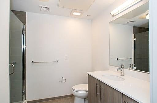 5th image of 180 Telford St #180