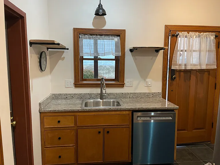 138 Water St #1 — Photo 10