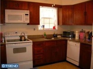 331 Ashurst Ave, Secane, PA 19018