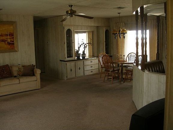 4th image of 158 Pepperwood St