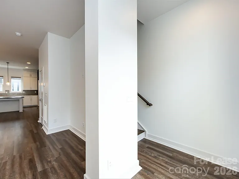 1207 E 36th St #3 — Photo 21