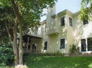 308 Depaul Ct, McHenry, IL 60050