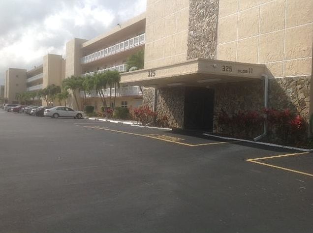 1st image of 325 SE 11th Ter APT 404