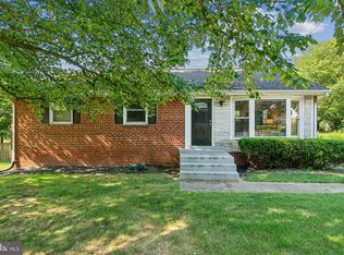 1005 Shady Glen Dr, Capitol Heights, MD