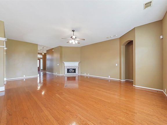 5th image of 9004 Sun Glen Ct