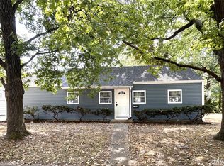 1105 Dawn Dr, Belleville, IL 62220