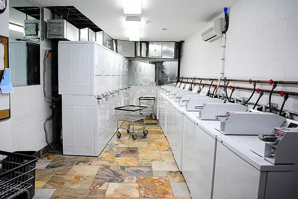 Rented by Brick&Mortar | media 9