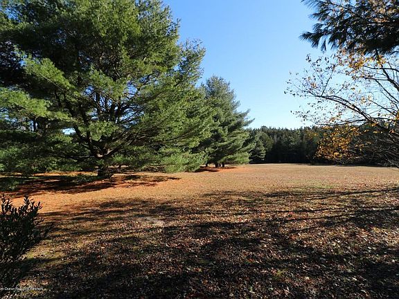 5th image of 175 Westbrook Dr