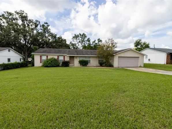 804 Strawberry Ln, Brandon, FL 33511