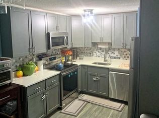 81 Nicholas Rd APT B, Framingham, MA 01701