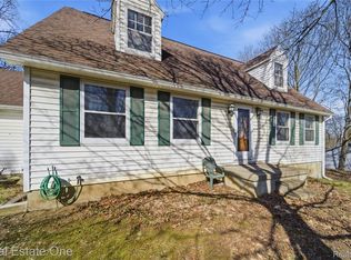 11458 College Ave, Pinckney, MI