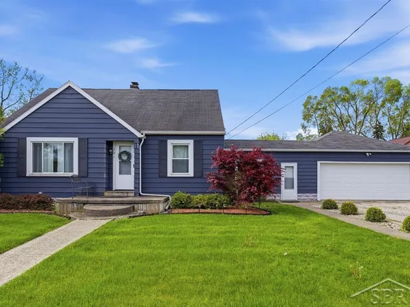 301 Church St, Auburn, MI 48611