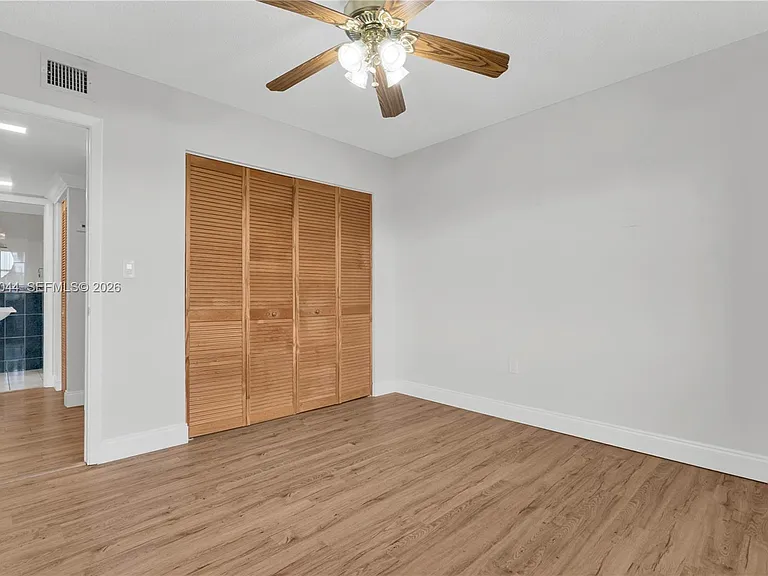 1121 SW 122nd Ave #412-2 — Photo 10