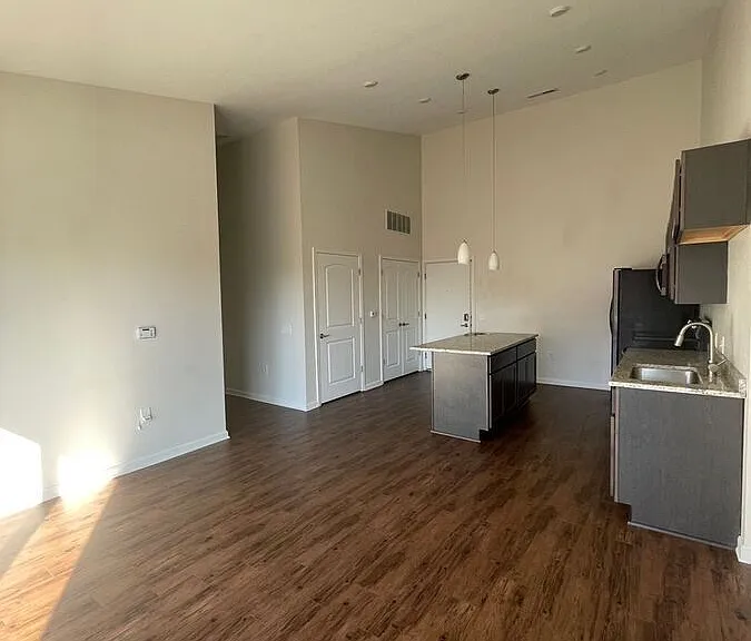 423 Chittenden Ave #101 — Photo 12