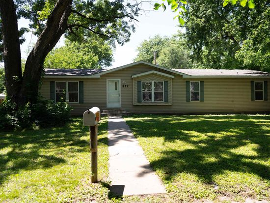 429 NE Grattan St, Topeka, KS 66616