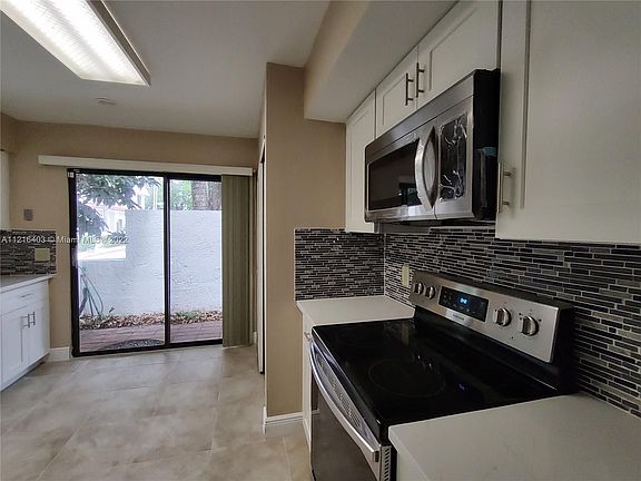 4th image of 11525 Terra Bella Blvd #11525