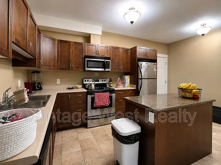 3350 Woodsdale Rd #201 — Photo 4