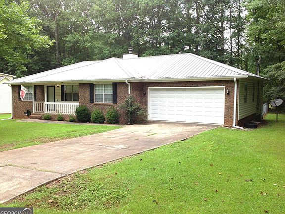 2nd image of 35 Woodland Dr