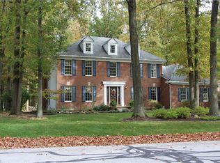 245 Bridgewater Cir, Hudson, OH 44236