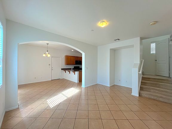 4th image of 2869 N Claire Dr