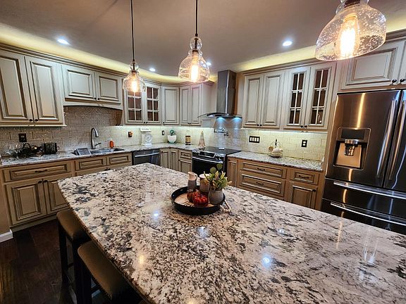 3rd image of 2705 Cedar Ridge Dr Lot 11