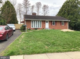7405 Kelvin Pl, Springfield, VA 22151