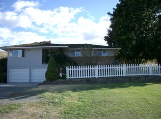 708 Southern Ave, Selah, WA 98942