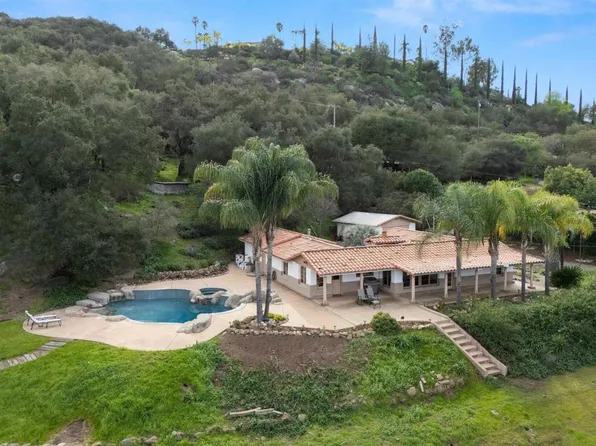 14215 Woods Valley Rd, Valley Center, CA 92082