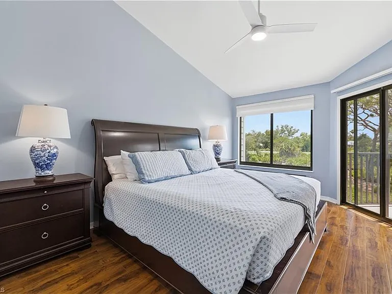 27119 Oakwood Lake Dr — Photo 22