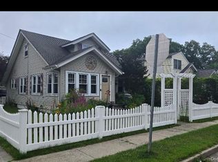 61 Highland Ave, Patchogue, NY 11772
