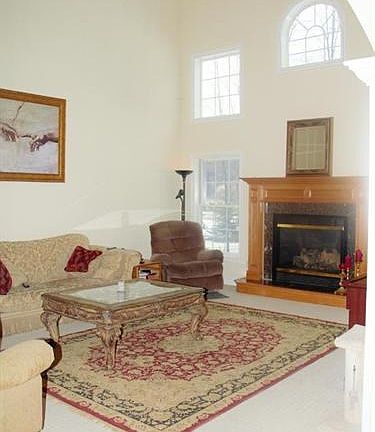 4th image of 10625 Nobhill Ln